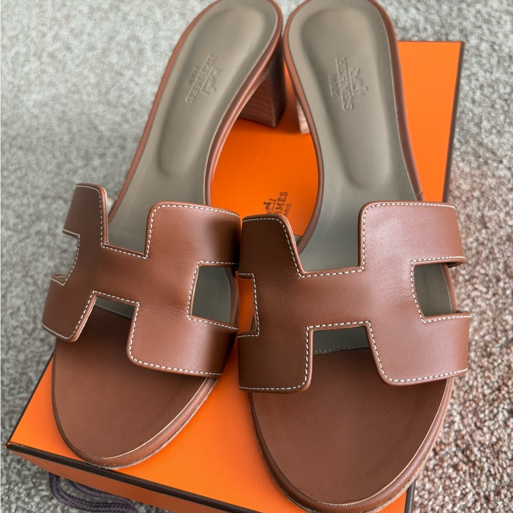 Hermes Oasis Sandals